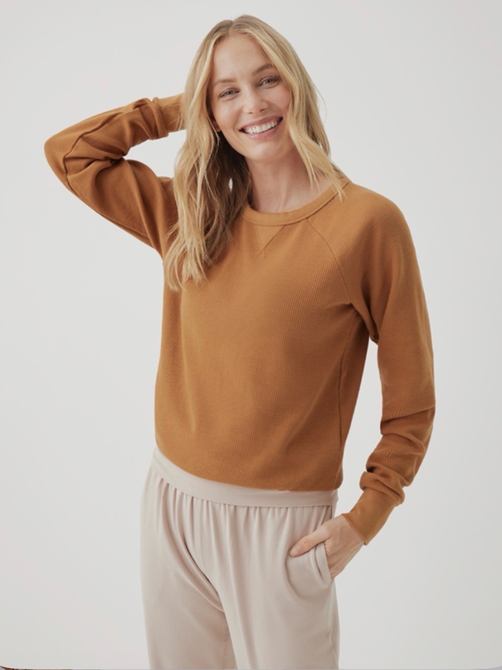 Women's Carmel Thermal Waffle Sweatshirt M